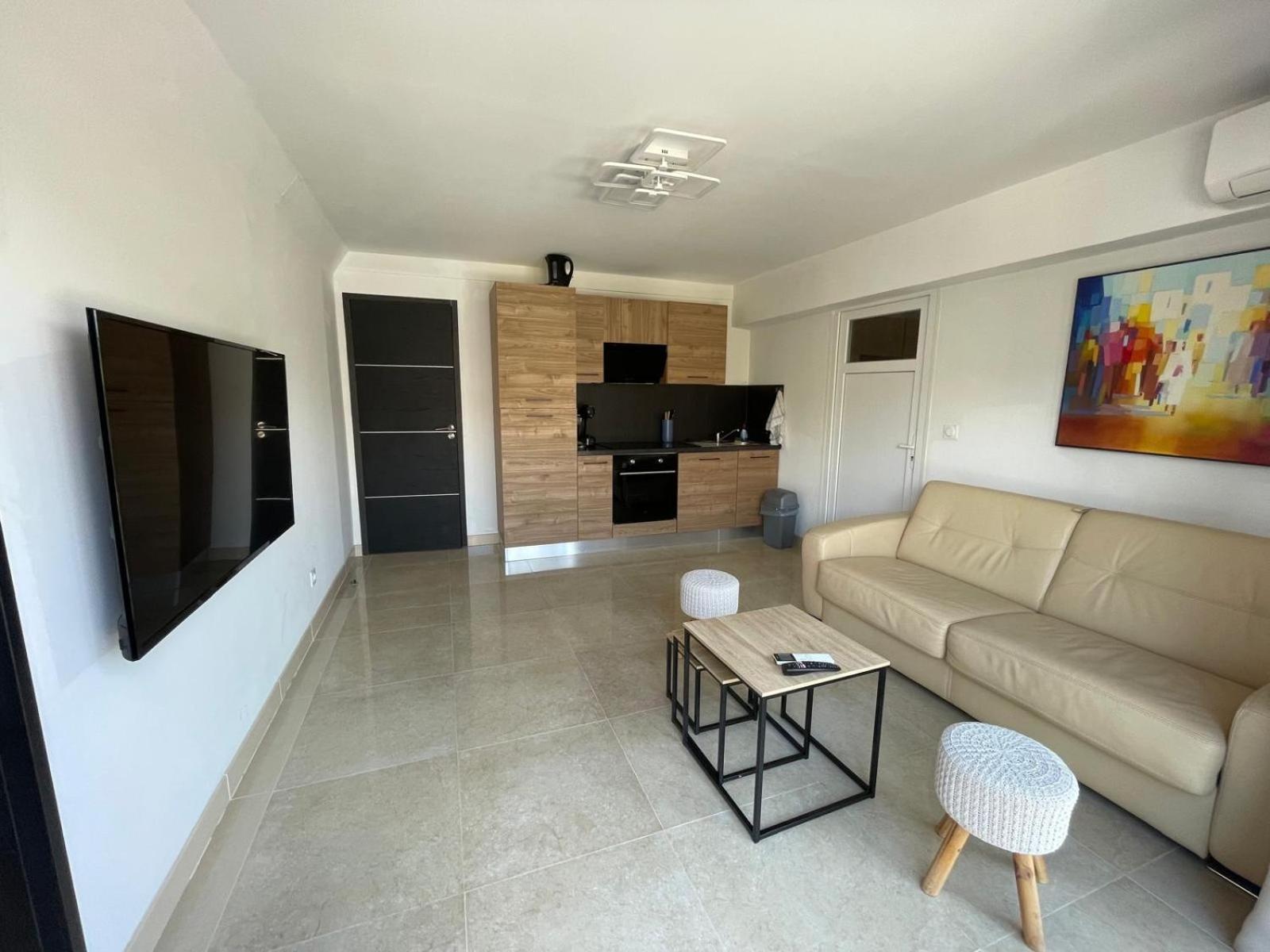 Appartement Villa D'Aurore Le Rouret Exteriör bild